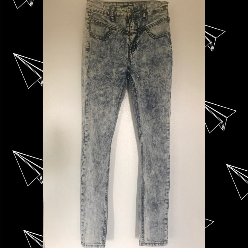 High waisted || Acid washed || Pants