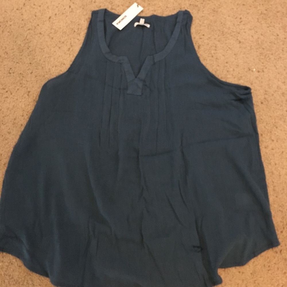 V neck women's tank