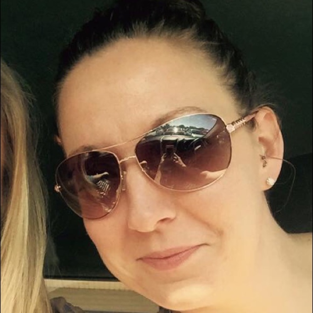 Meet your Posher, Tracia