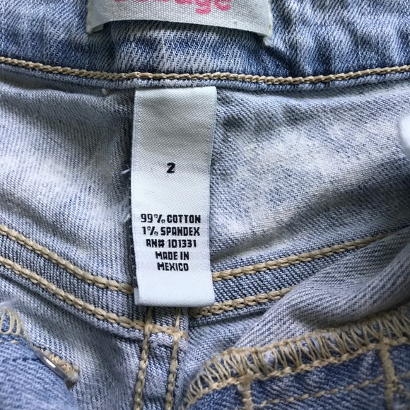 High Waisted Ripped Jean Shorts - Picture 4 of 4