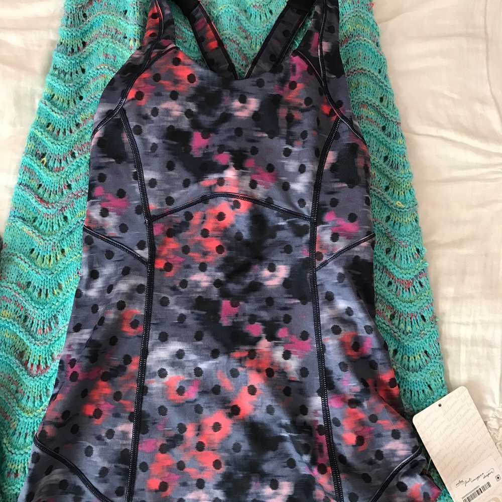 Lulu lemon tank!