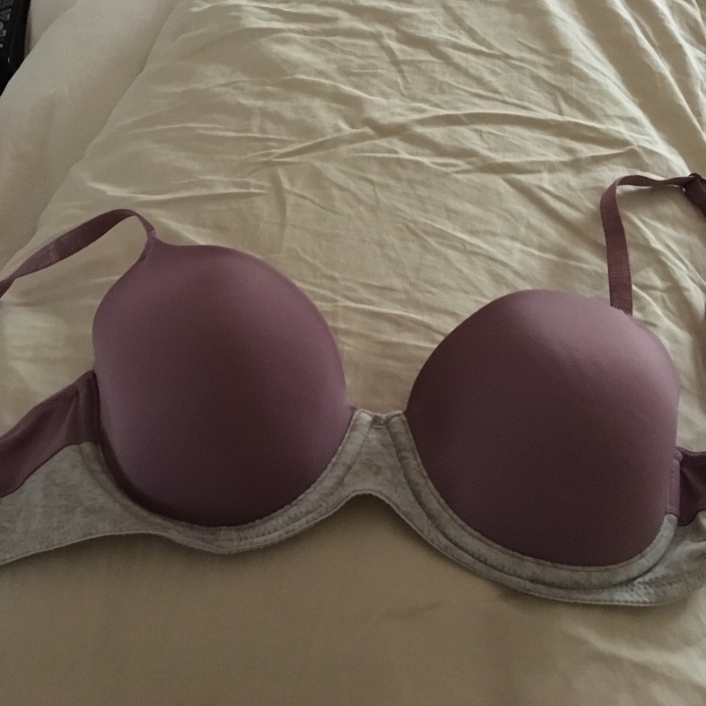 Victoria's Secret pink Where Everywhere bra 32B