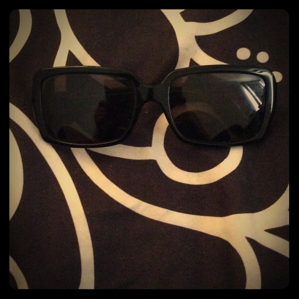 Burberry Sunglasses 😎