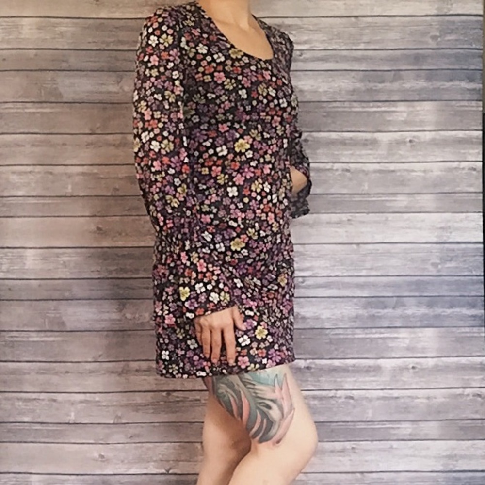 Vintage 60s MOD HIPPIE Mini Dress