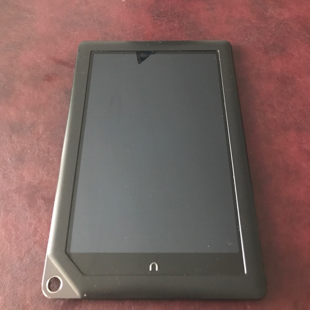 Nook HD+ (9" tablet)