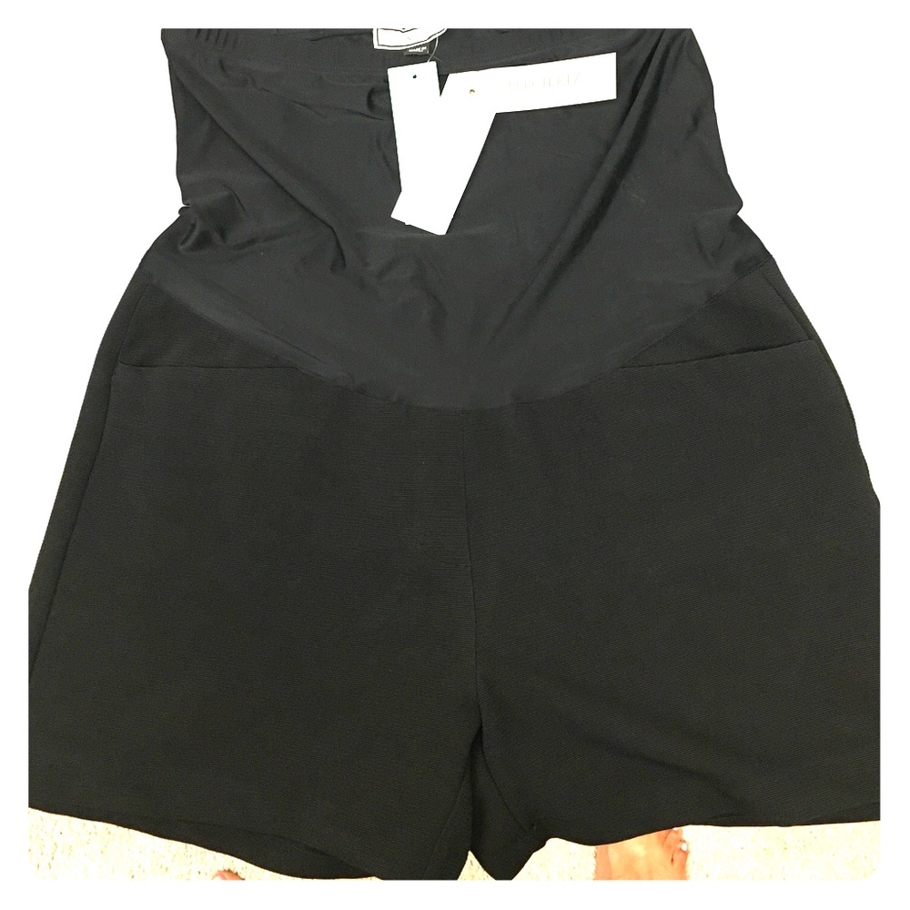 Maternity shorts