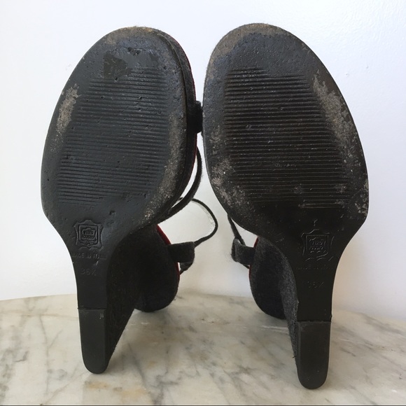 Dolce & Gabbana grey flannel wedge - Picture 4 of 7