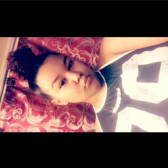 Meet your Posher, Lareena - Picture 1 of 1