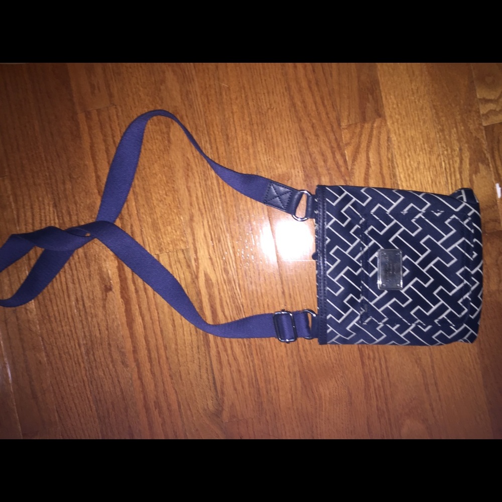 Tommy purse!
