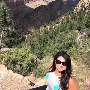 Meet your Posher, Crystal