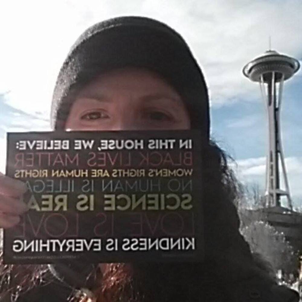 Meet your Posher, Celine