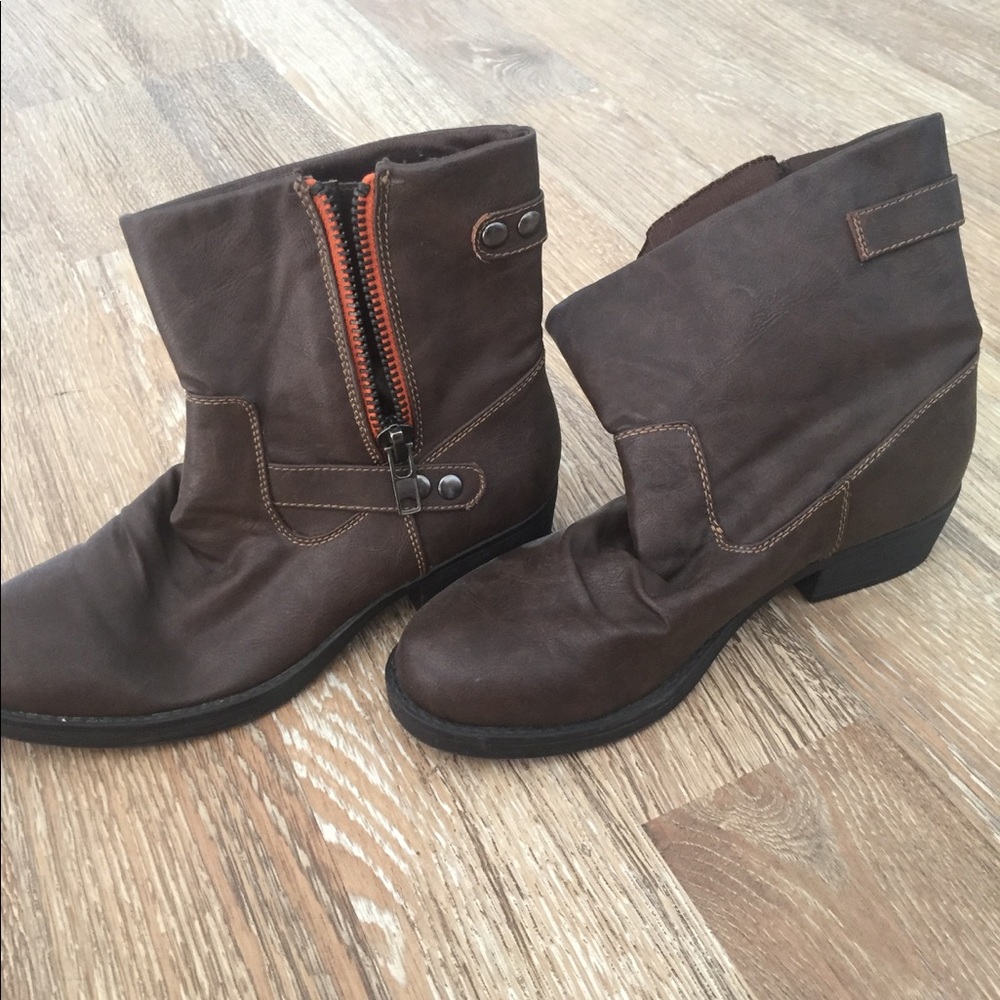 Brown ankle boots