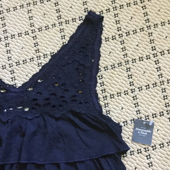 🆕 A&F Dark Blue Ruffle Eyelet Top 🦋💕🌸 - Picture 2 of 6