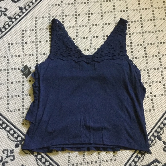 🆕 A&F Dark Blue Ruffle Eyelet Top 🦋💕🌸 - Picture 4 of 6