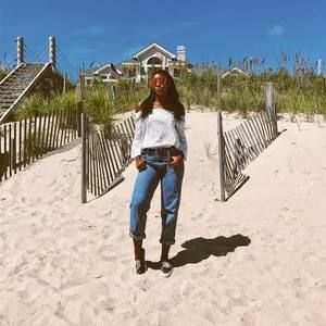 Meet your Posher, Carmen