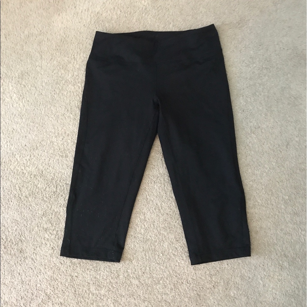 Zella Capri black leggings