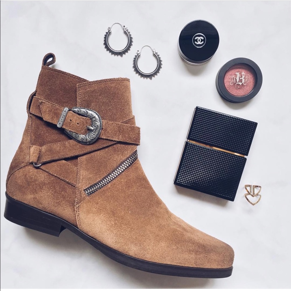 ALLSAINTS suede boots 🤠