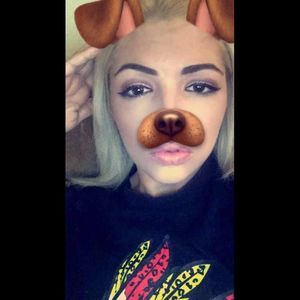 Meet your Posher, Alyssa