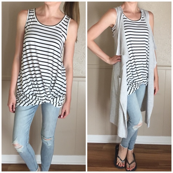 LAST ITEM▫Ivory and Black Striped Knot Tank - Picture 2 of 5
