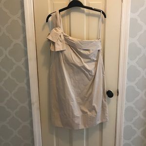 Banana republic off white one shoulder bow dress 6