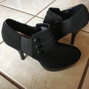 Black Unlisted Heels