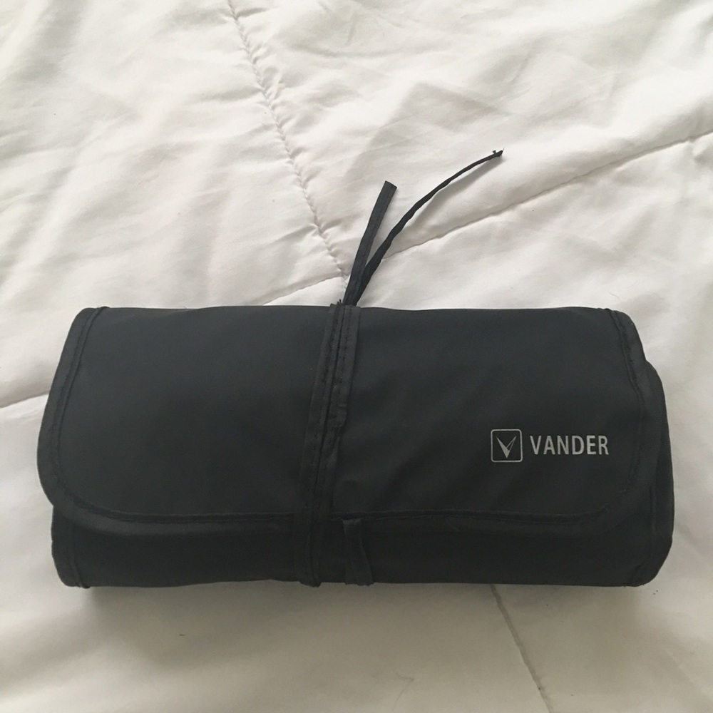 NWOT makeup brushes. Never used.