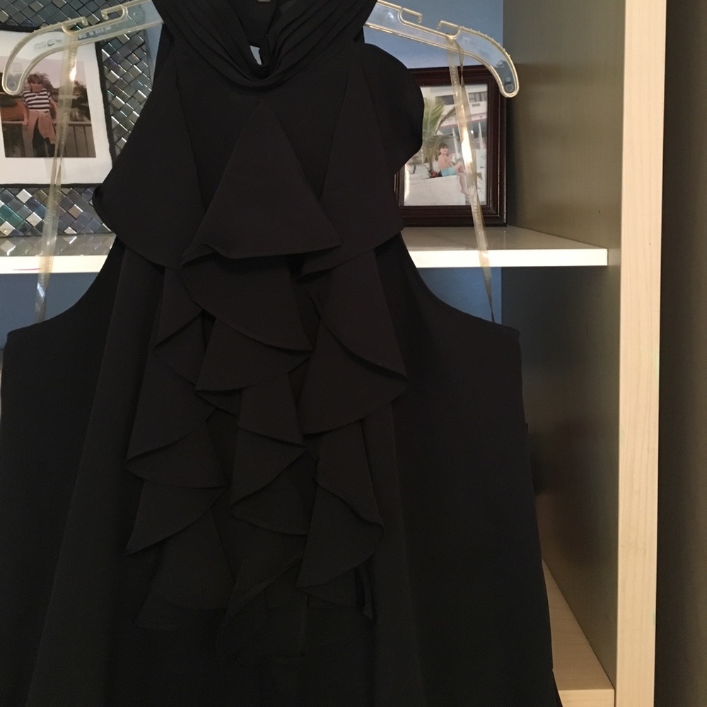 Black elegant blouse sleeveless