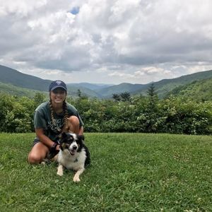 Meet your Posher, Caitlyn