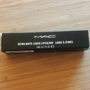MAC Retro Matte Liquid Lipcolour in Mango Mango