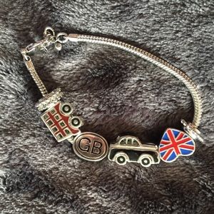 London charms bracelet 🇬🇧