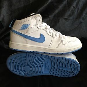 JORDAN
AIR JORDAN 1 MID BG (GS) "LEGEND BLUE"