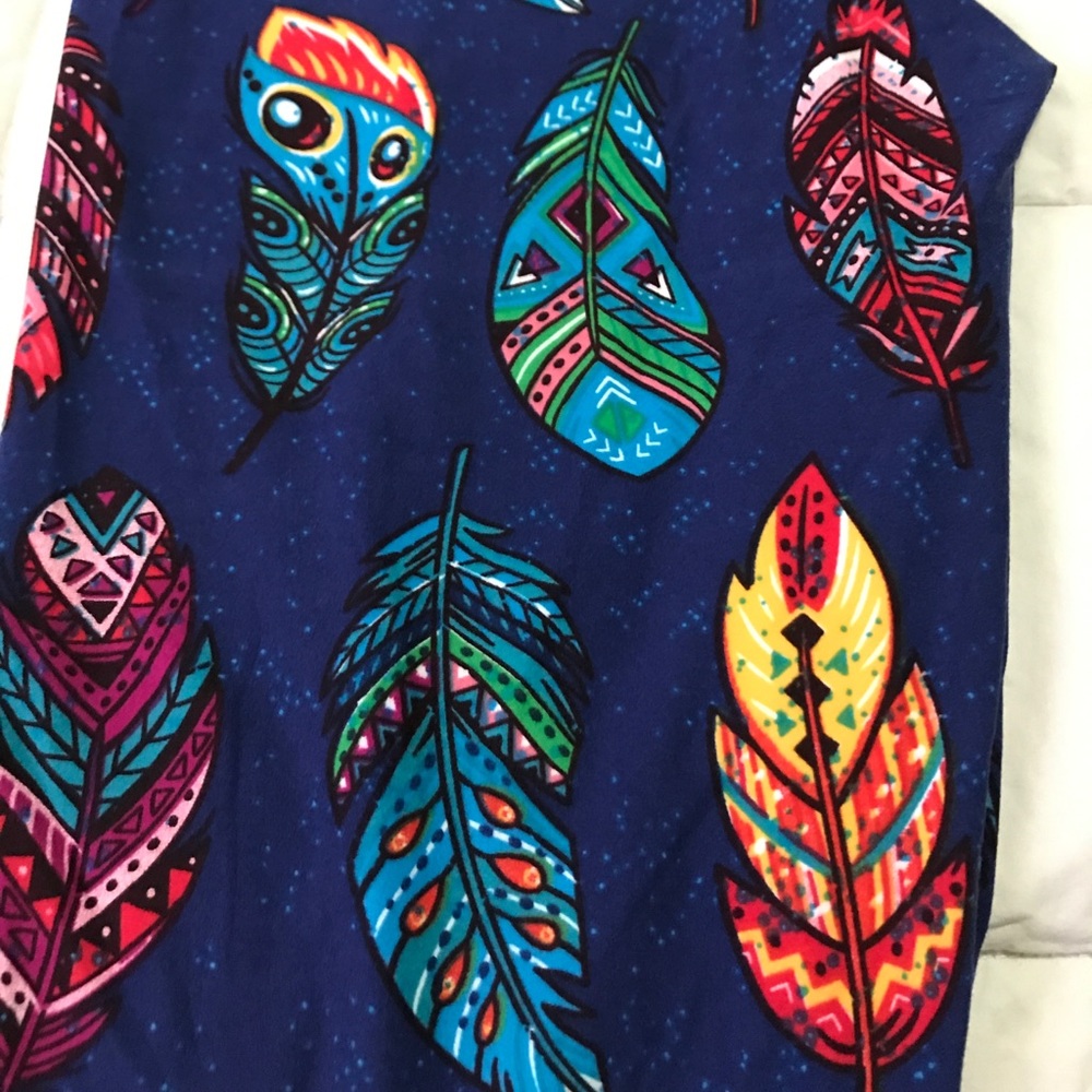 🦋LAST 1🦋Bohemian Dreams Feather Print Leggings - Picture 3 of 4
