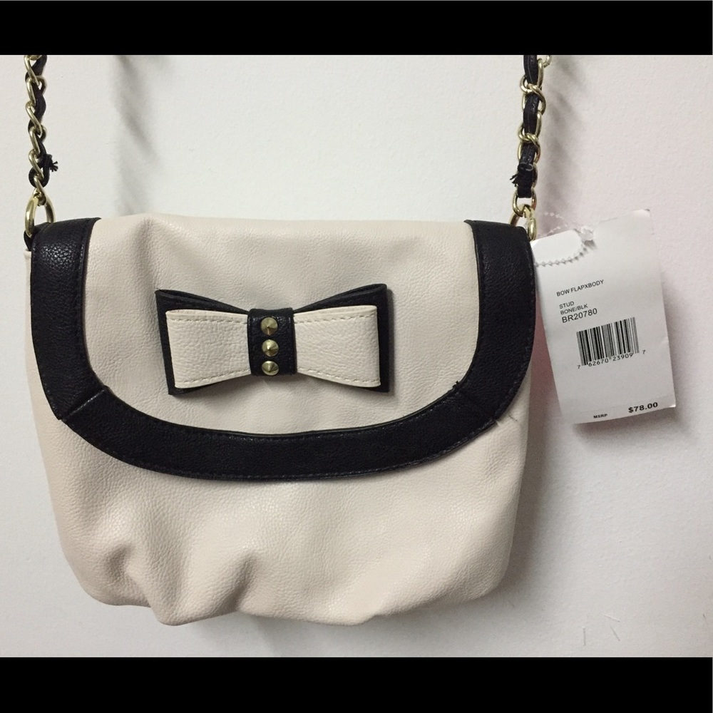 Crossbody bag in white