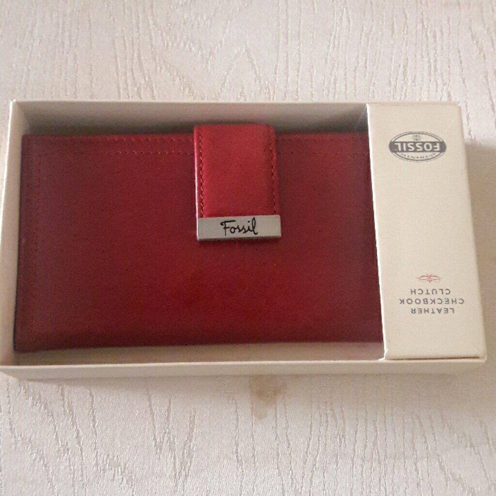 New fossil red leather checkbook clutch