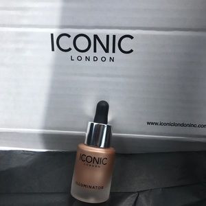 Iconic London Illuminator Drops in Original