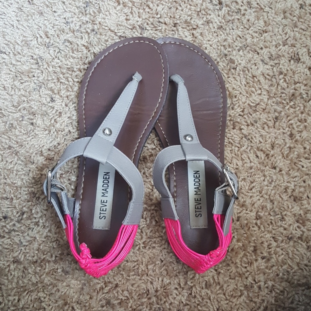 Steve Madden Flat Sandals