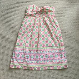 Adorable strapless summer dress