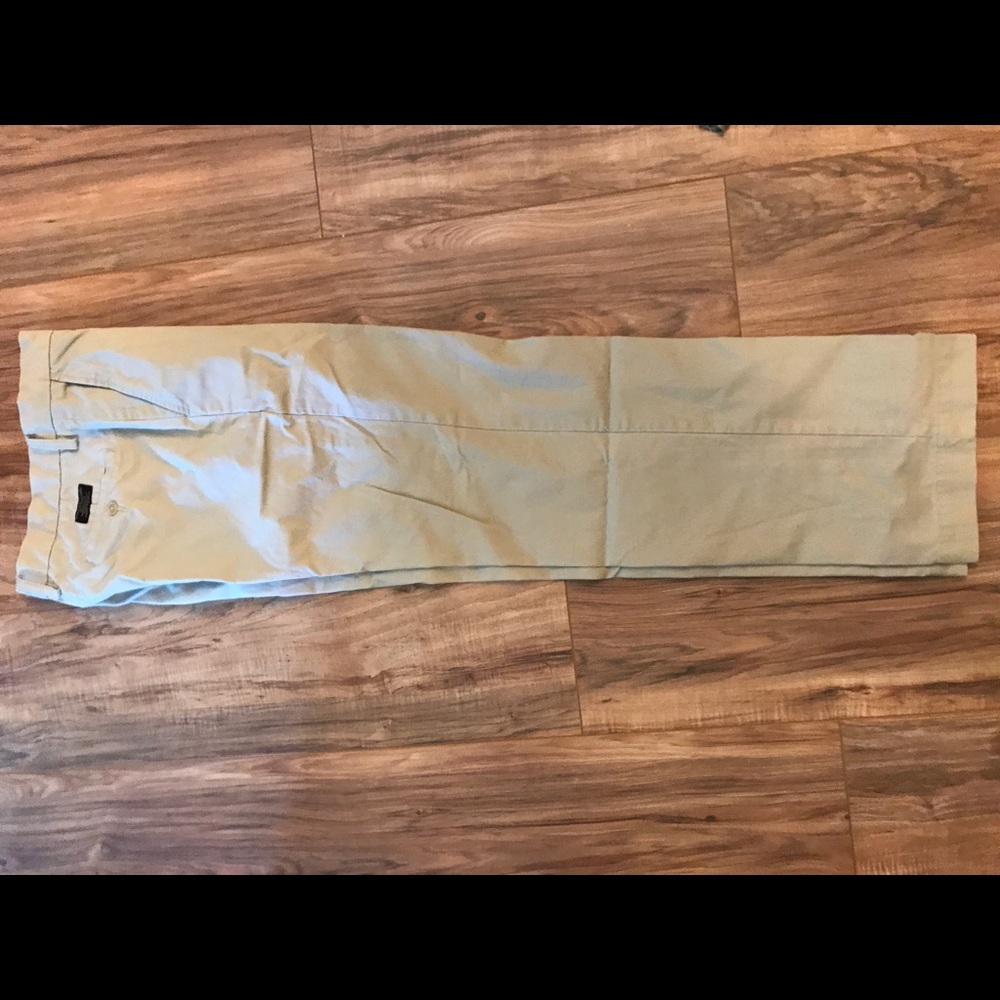 NWOT men's Banana Republic chinos