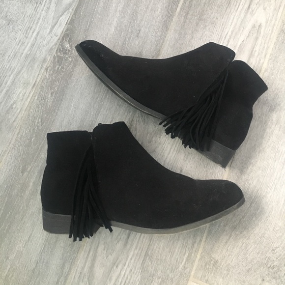 Madden Girl Shoes - Madden Girl fringe black booties