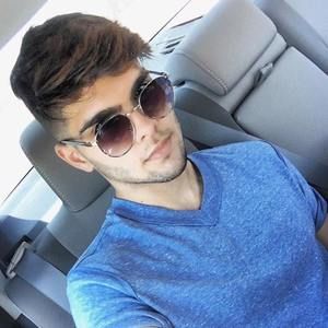 Meet your Posher, Jose