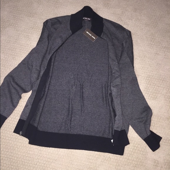 🎉HP🎉NWT Michael Kors Men's zip up sweater - Picture 2 of 6