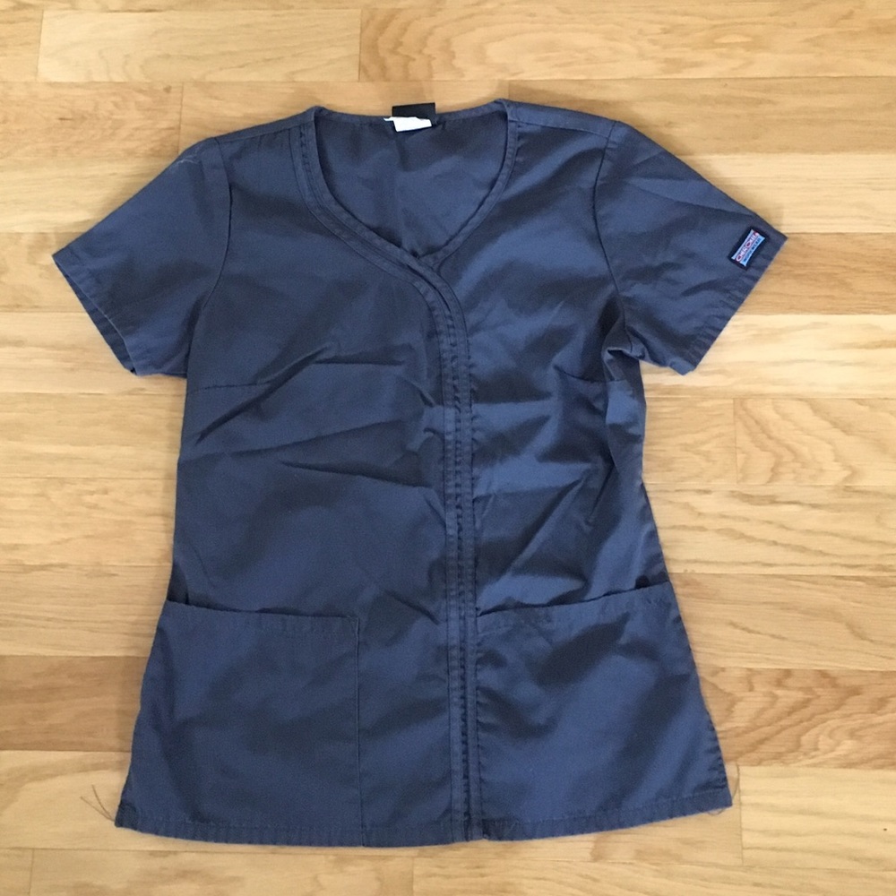 Dark grey Cherokee scrub top
