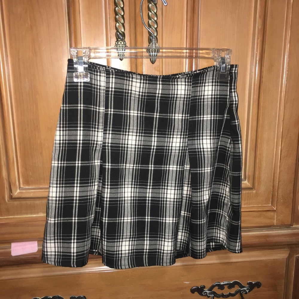 Brandy Melville Plaid Skirt