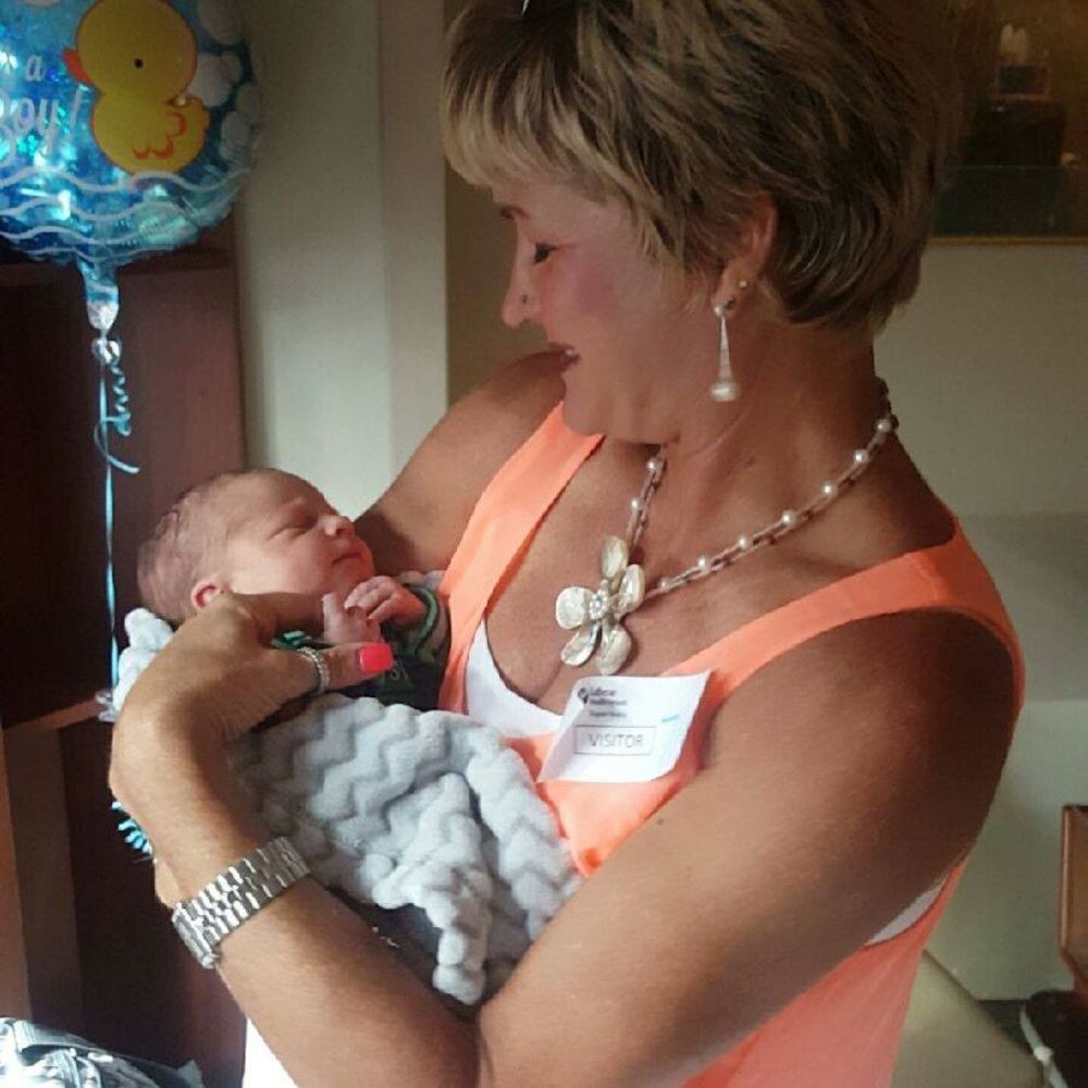 Meet your Posher, Elizabeth