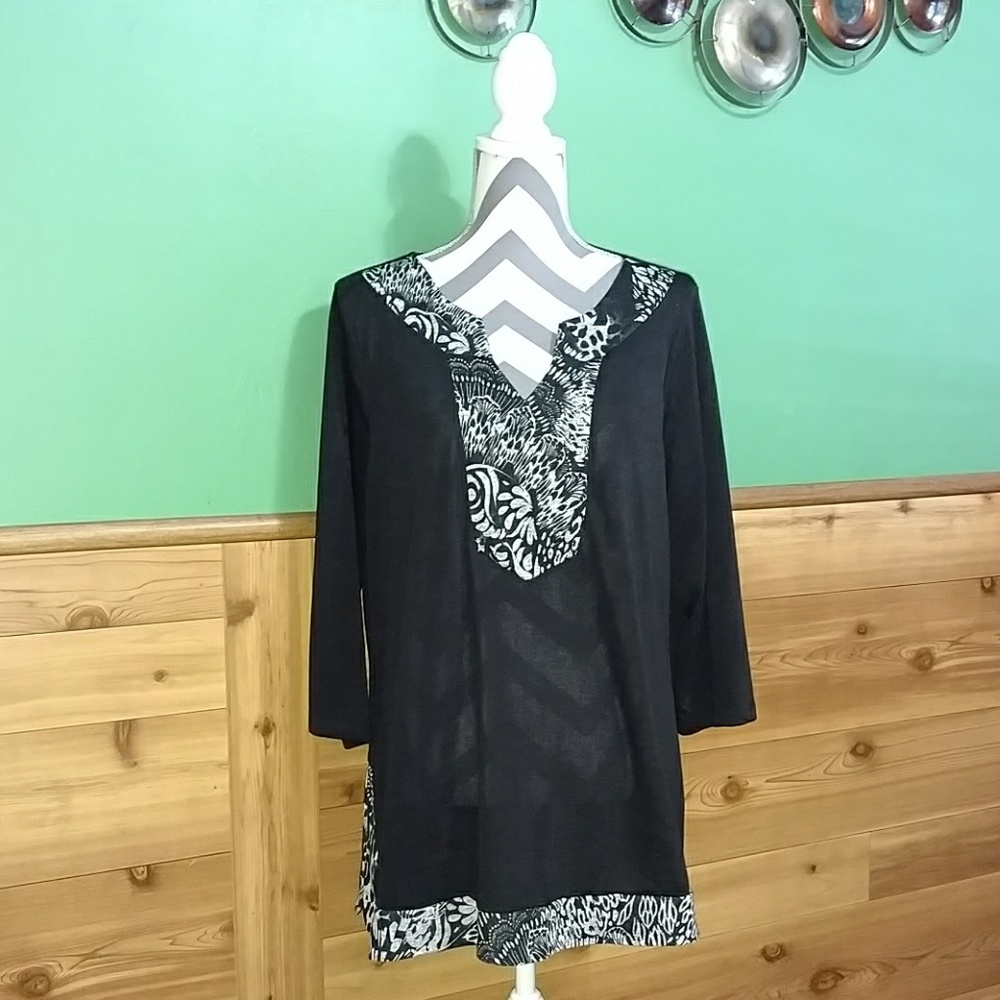 Covington woman designer top - Picture 1 of 5