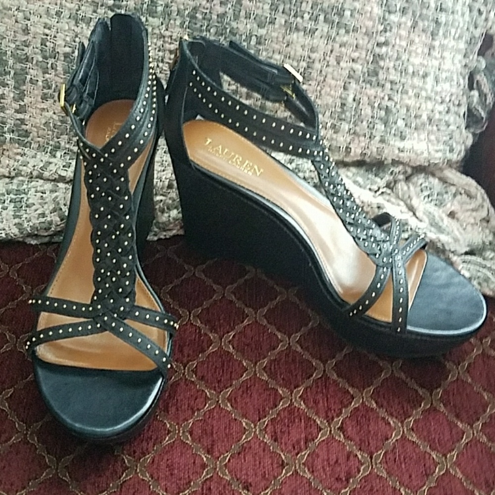 Gorgeous Lauren by Ralph Lauren Platform Sandals