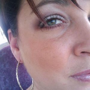 Meet your Posher, Apryl