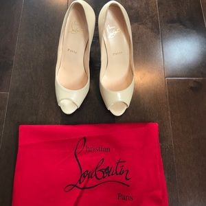 Christian Louboutin Nude Leather Pumps NEVER WORN