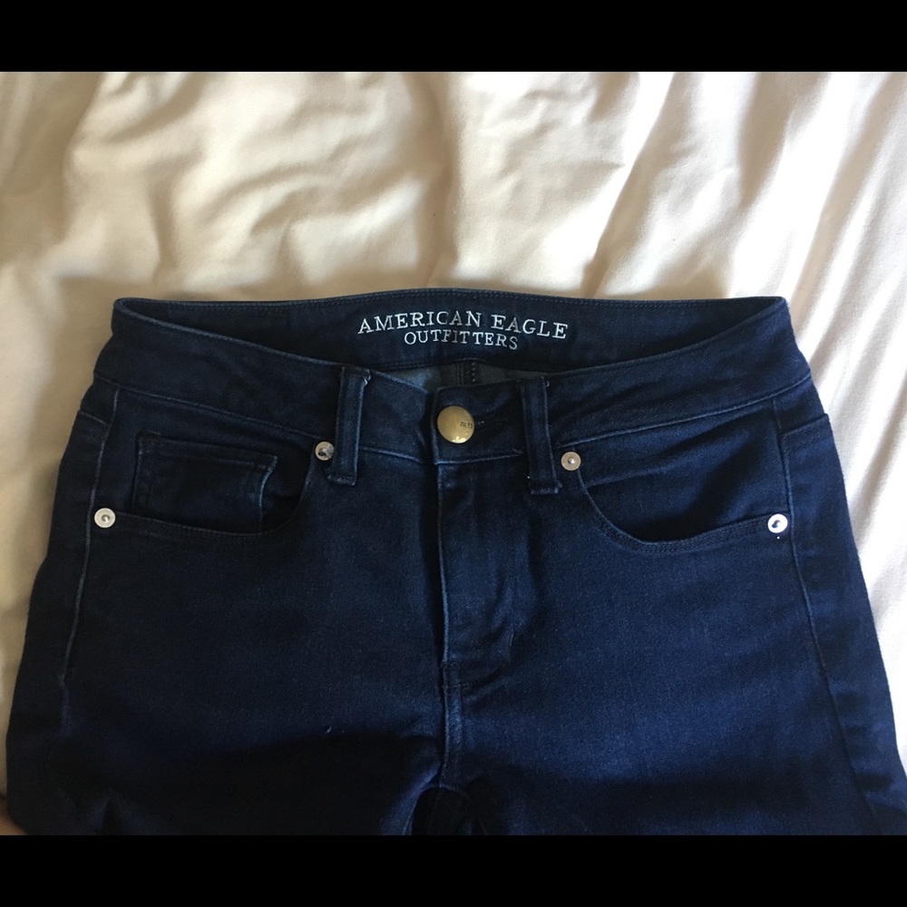 Stretchy dark blue American Eagle Jeans