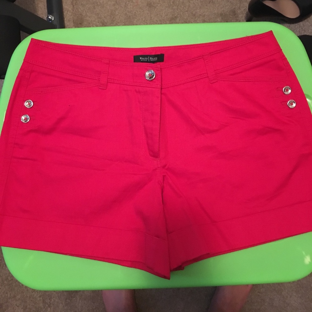 💥SALE💥White House Black Market Shorts❣️